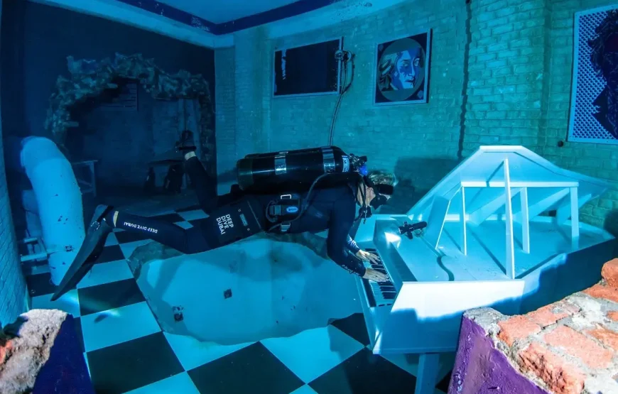 Deep Dive Dubai