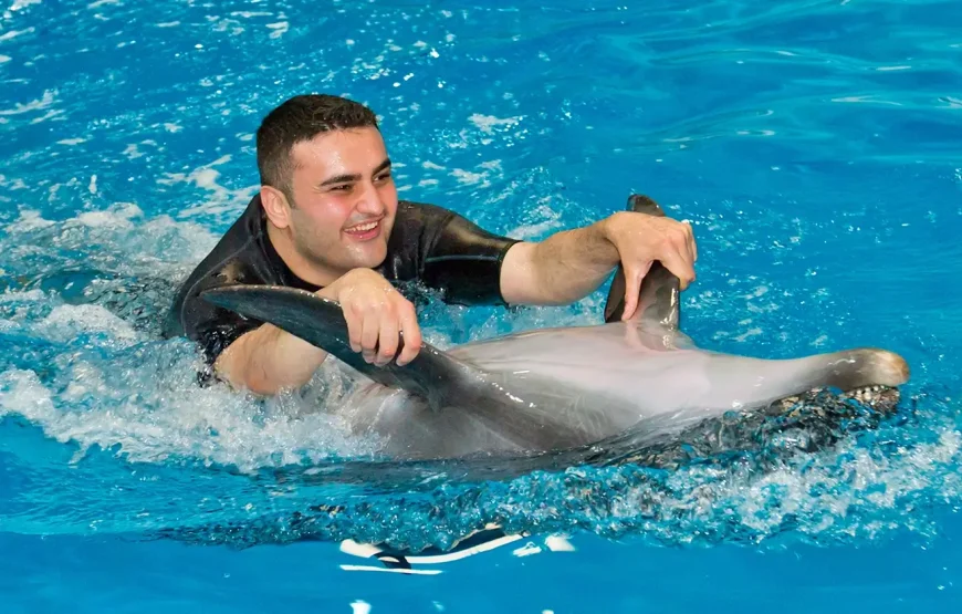 Dubai Dolphinarium
