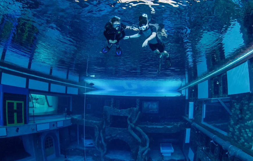 Deep Dive Dubai